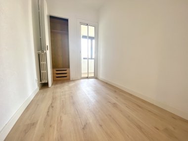 Piso con terraza en Manuel Girona