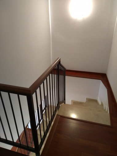 Triplex apartment for rent with terrace and private swimming pool near Diagonal