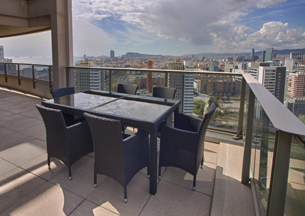 Luxury duplex apartment for rent in Diagonal Mar, Barcelona