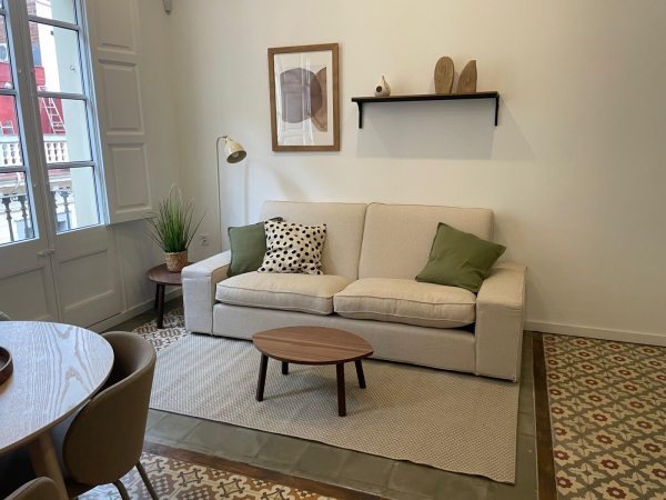 Apartamento reformado en Vila de Gracia