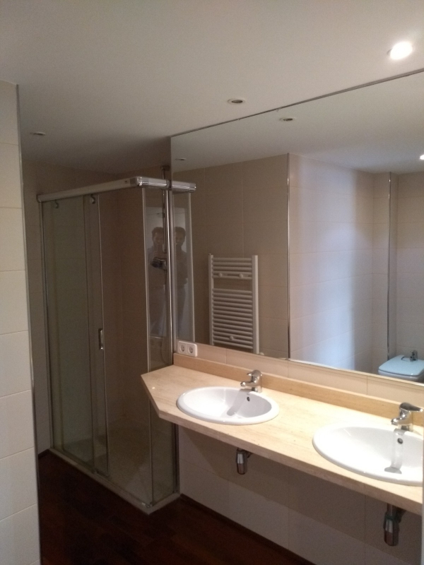 Triplex apartment for rent with terrace and private swimming pool near Diagonal