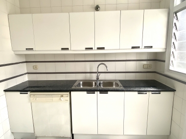 Piso con terraza en Manuel Girona