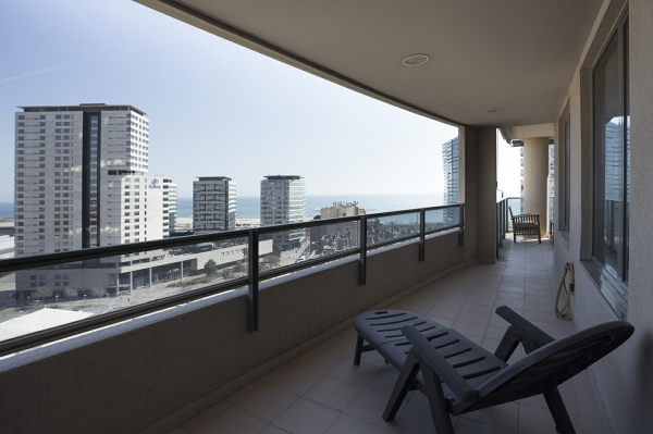 Fantastic apartment for rent with sea views in Barcelona