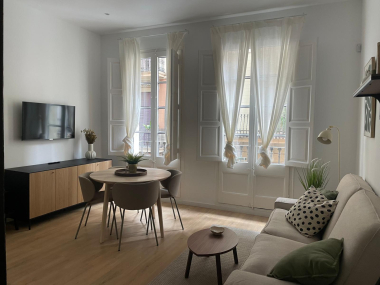 Apartamento reformado en Vila de Gracia