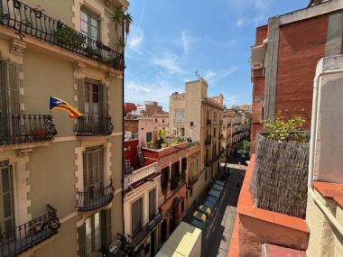 Apartamento reformado en Vila de Gracia