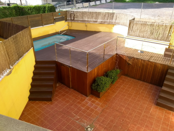 Triplex apartment for rent with terrace and private swimming pool near Diagonal