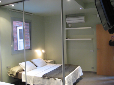 Penthouse de 1 chambre en location avec terrasse de 200m2 à Sarria