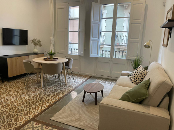 Apartamento reformado en Vila de Gracia